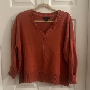 Tahari Women's V-Neck Sweater in Warm Rust